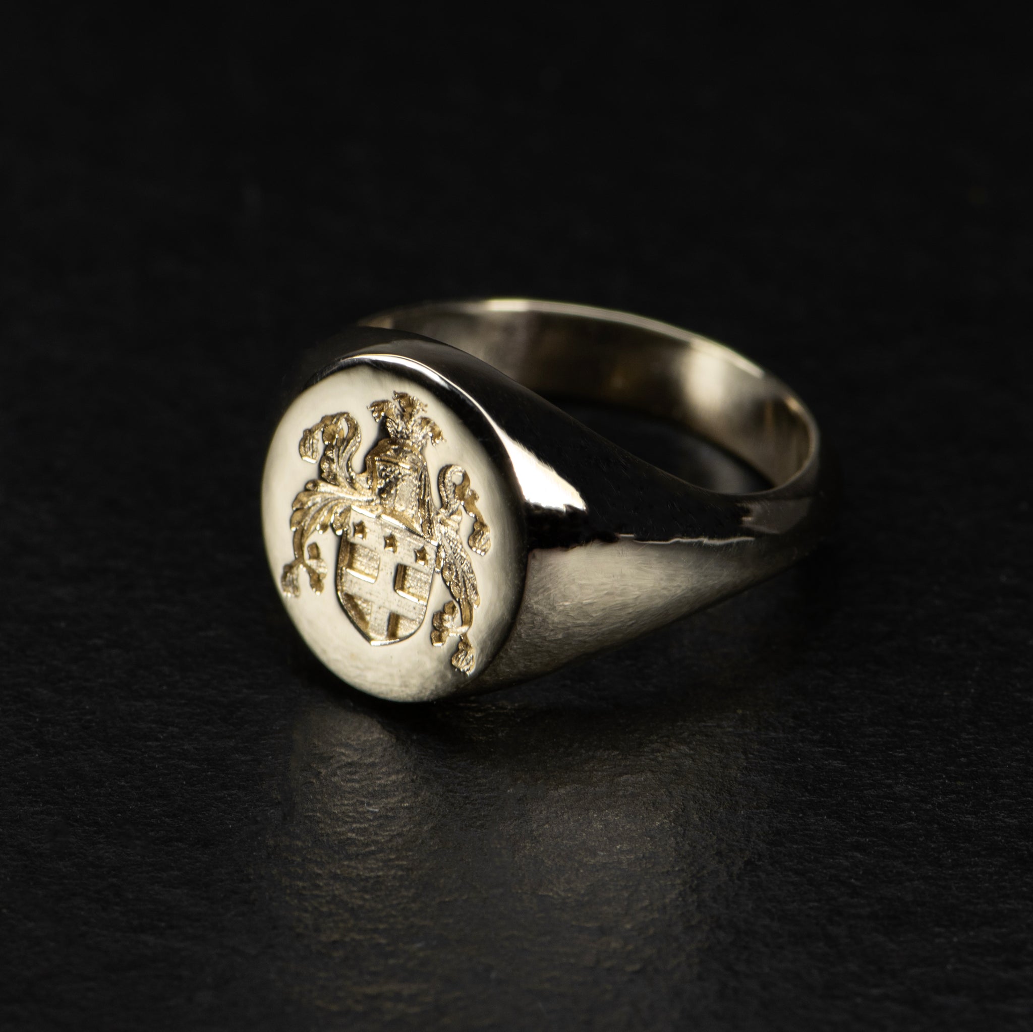 Personalised Signet Ring - OXFORD - AHW Studio