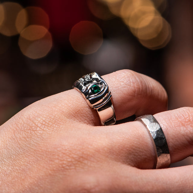 Emerald Band Ring - SERAPHIM