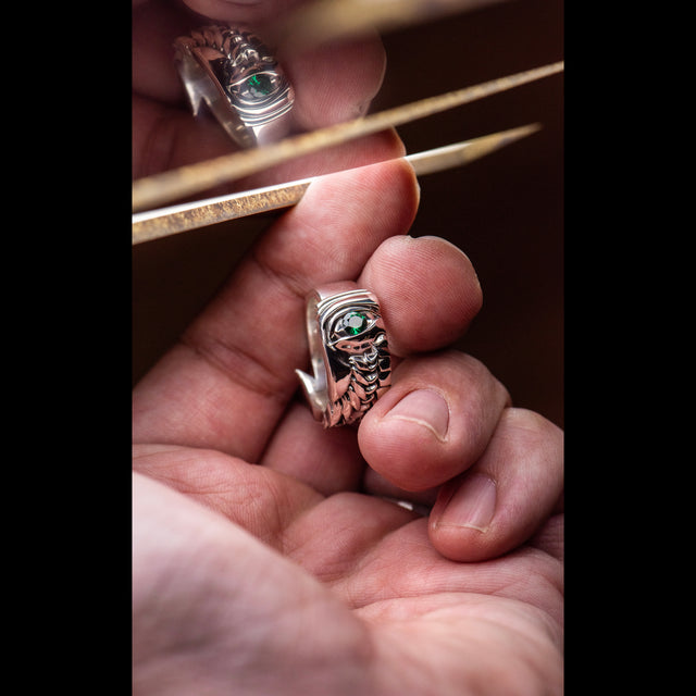 Emerald Band Ring - SERAPHIM