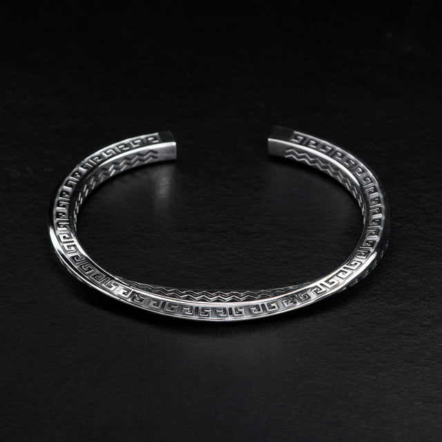 Geometric Silver Cuff - MÖBIUS - AHW Studio
