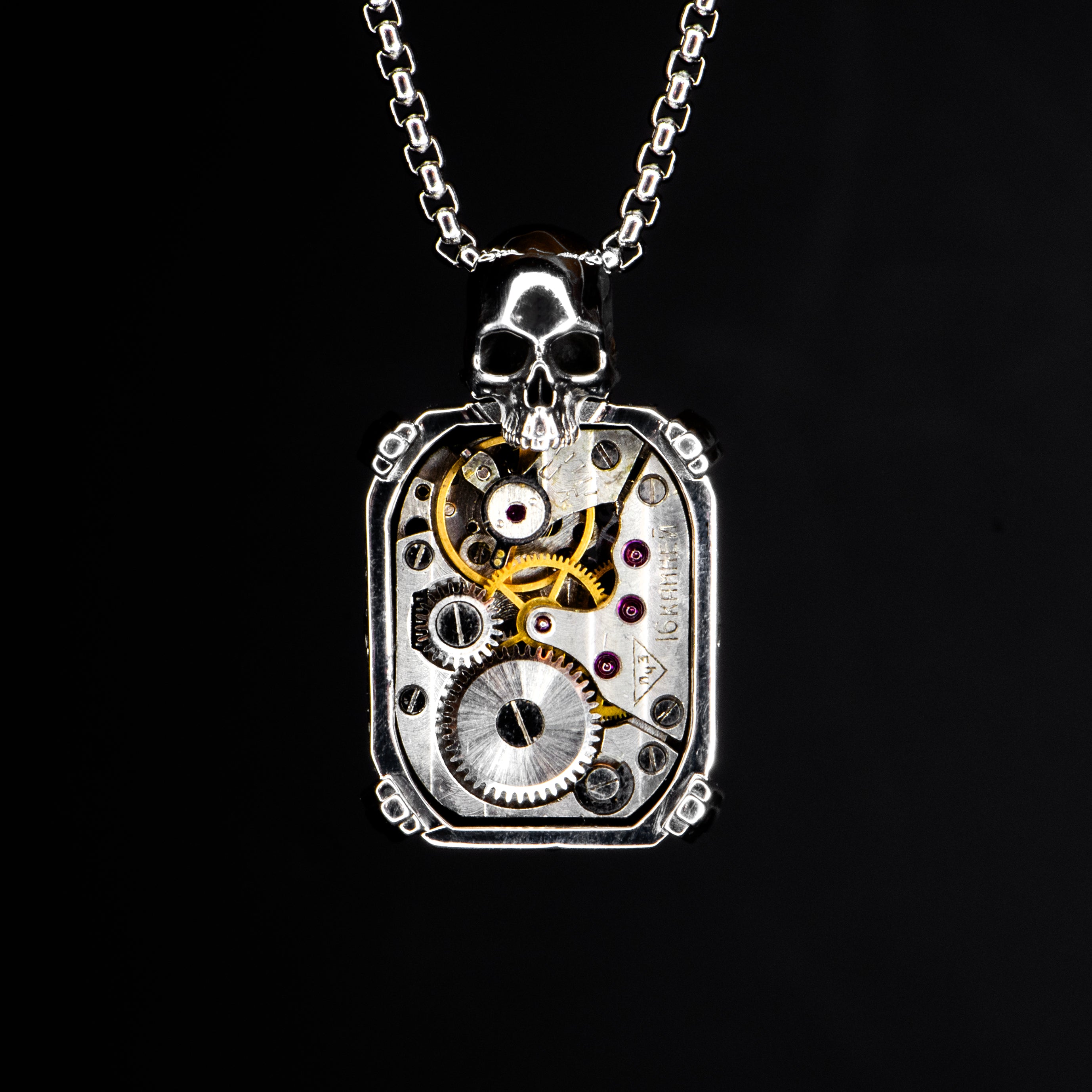 Skull Pendant - MEMENTO MORI