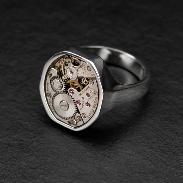 vintage round silver ring